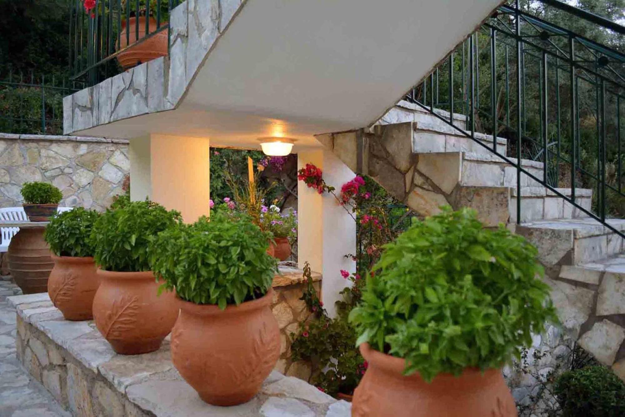 Villa Diana Nikiana Ngoại thất bức ảnh