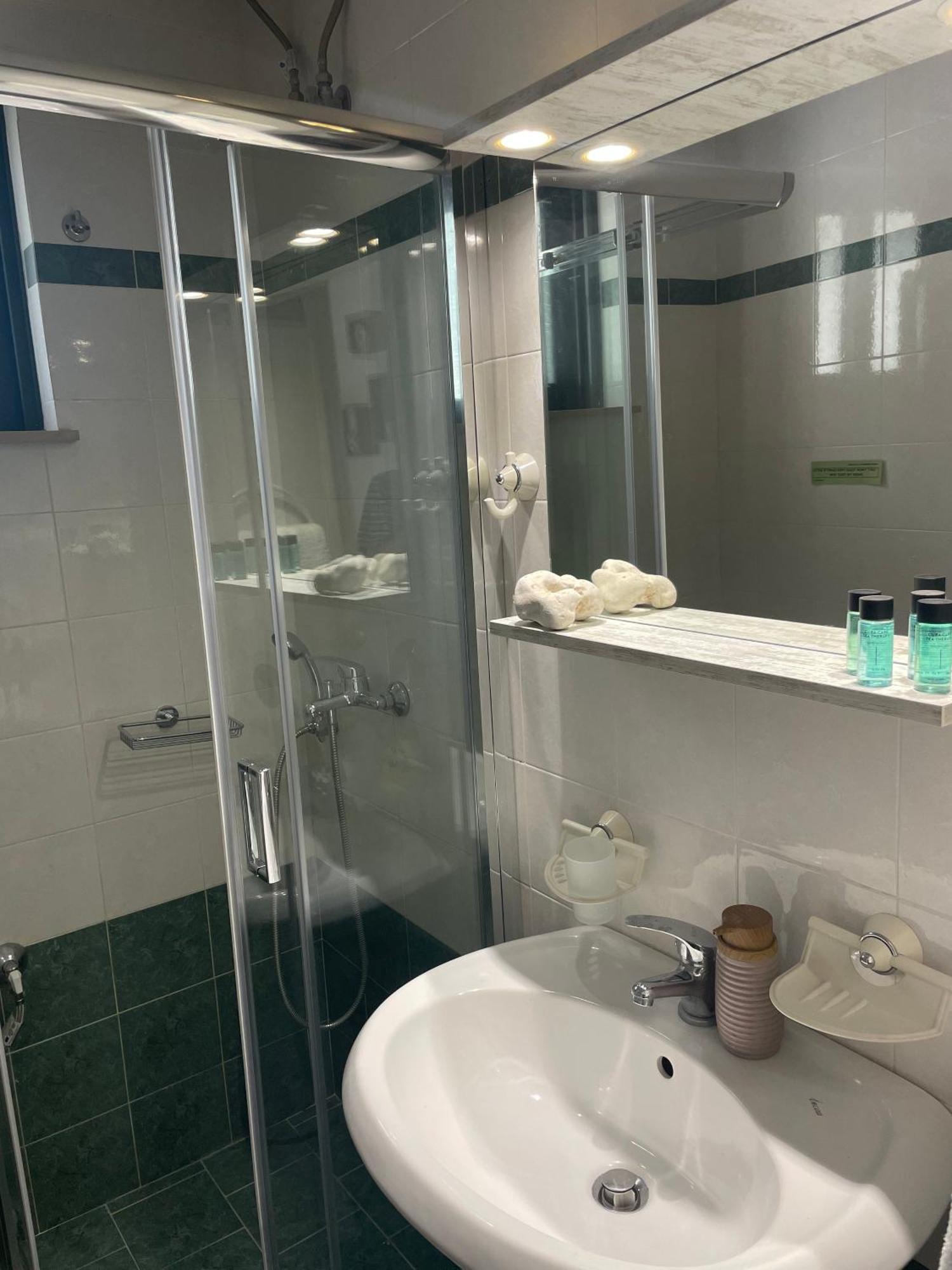 Villa Diana Nikiana Ngoại thất bức ảnh